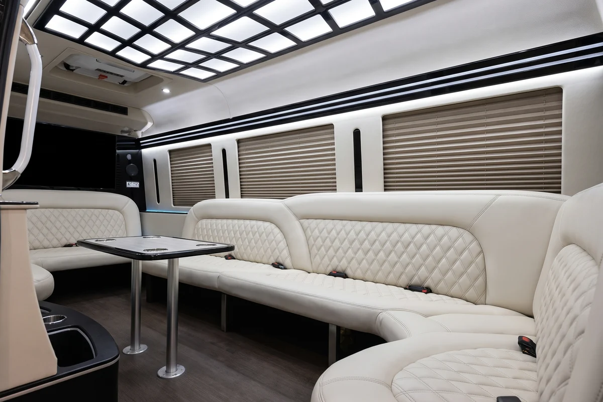 Mercedes-Benz Limo Sprinter